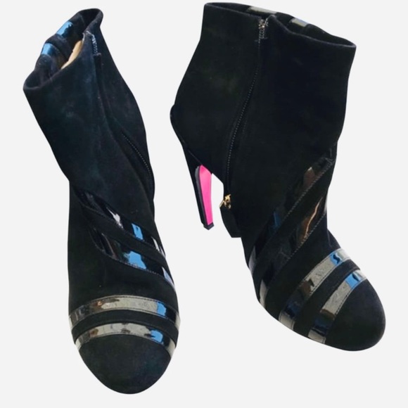 Emanuel Ungaro Black Suede $ Patent Leather Ankle Boots Size 39.5 - Picture 9 of 9